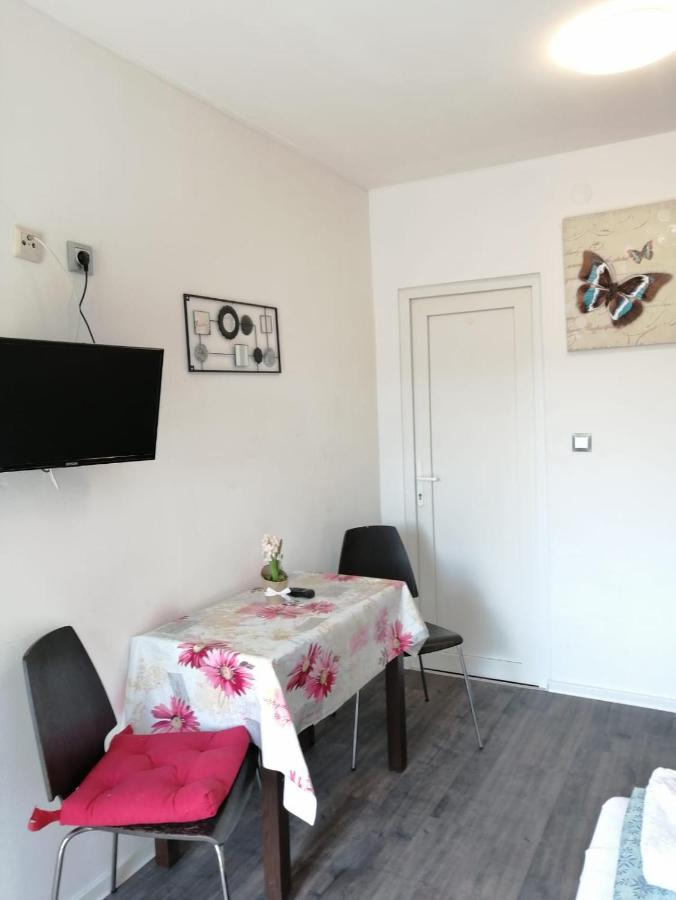 Apartmenthaus beim LKH Graz Exterior foto
